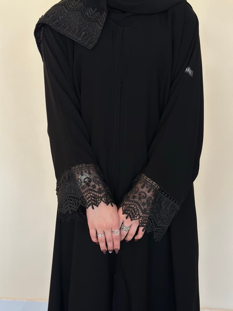Lace Detail Abaya