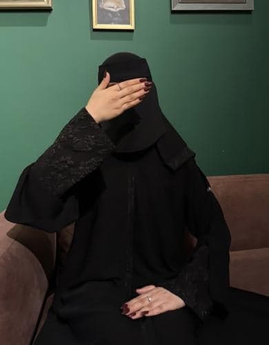 عباية مارس ورد main view