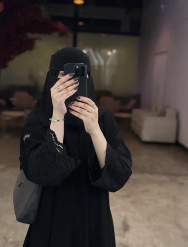 عباية الأنيقة - دانتيل main view