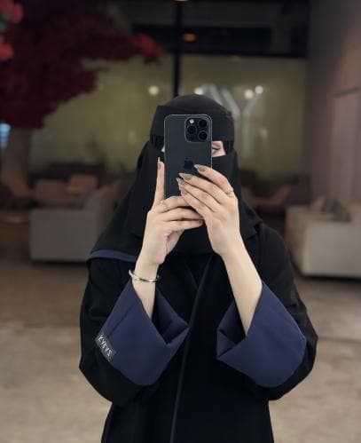 عباية كرز كحلي main view